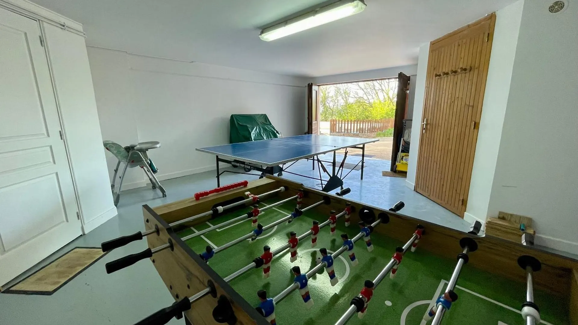 Дом отдыха Gite Vue Imprenable Vallee Du Lot, Piscine Privee Calvignac